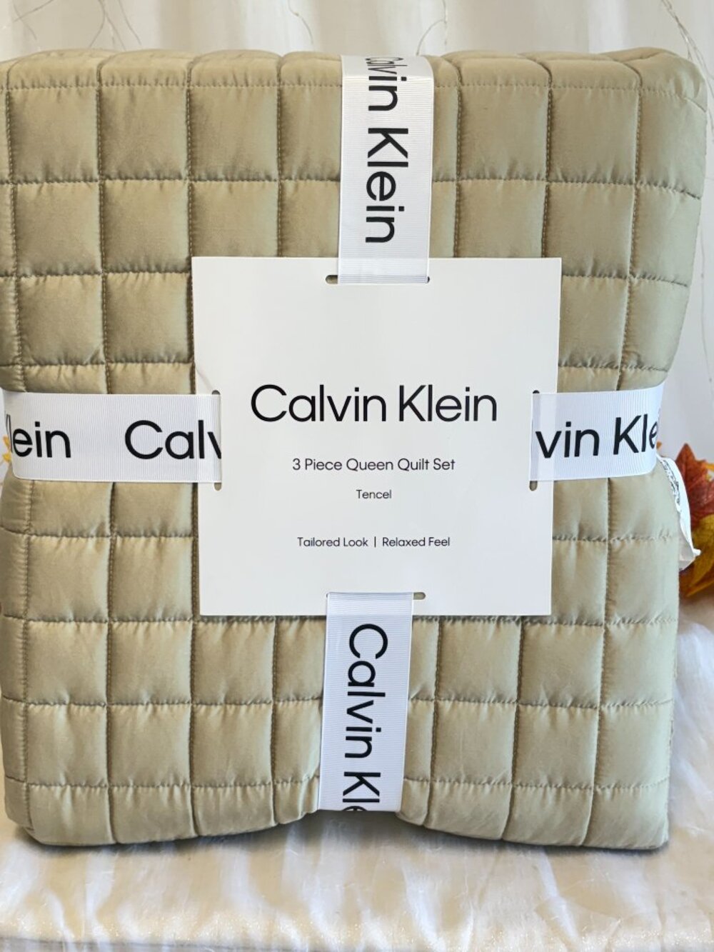 Calvin Klein Tencel Green F/Queen Quilt & Shams Box Stich  3PC set  New $334